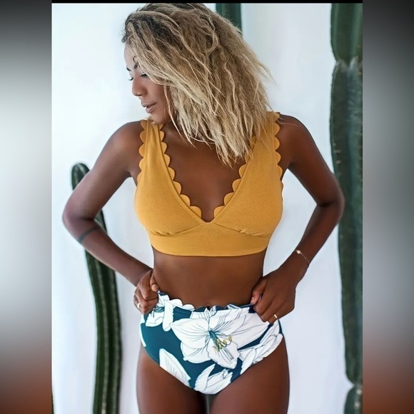 Floral Pattern 2 Piece Set Bikini, V Neck Scallop Trim High Waist Swimsuits - Picture 4 of 5